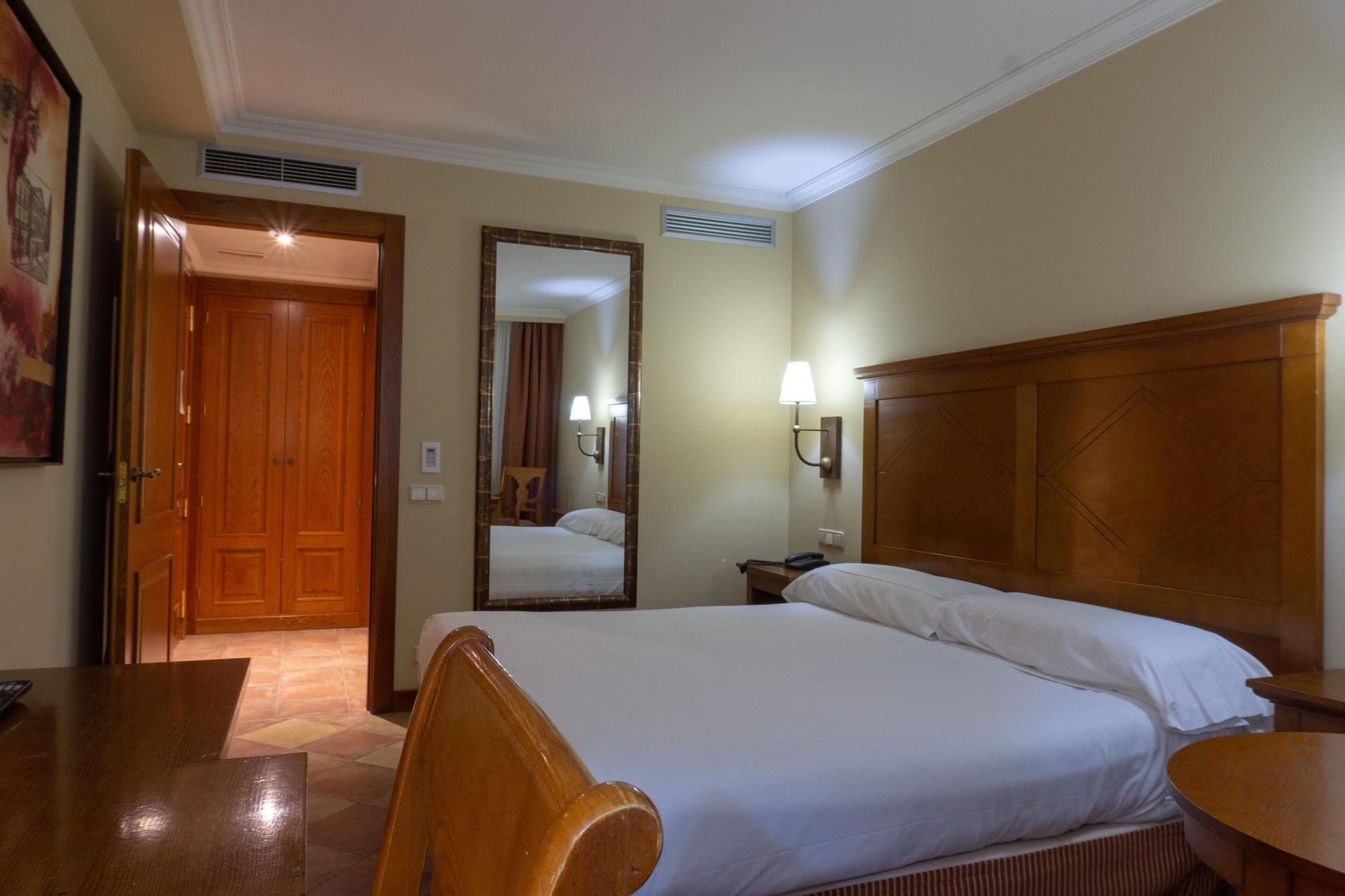 Hotel Pamplona Villava Exteriér fotografie